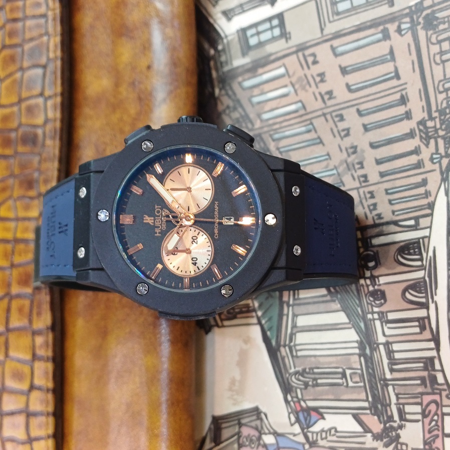 ساعت مچی عقربه ای آنالوگ برند HUBLOT تک موتور تاریخ شمار دار بند چرم قفل فیکسر پروانه ای