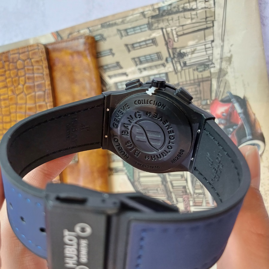 ساعت مچی عقربه ای آنالوگ برند HUBLOT تک موتور تاریخ شمار دار بند چرم قفل فیکسر پروانه ای