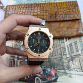 ساعت مچی عقربه ای آنالوگ برند HUBLOT تک موتور تاریخ شمار دار بند چرم قفل فیکسر پروانه ای