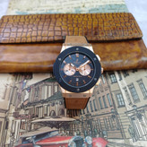 ساعت مچی عقربه ای آنالوگ برند HUBLOT تک موتور تاریخ شمار دار بند چرم قفل فیکسر پروانه ای