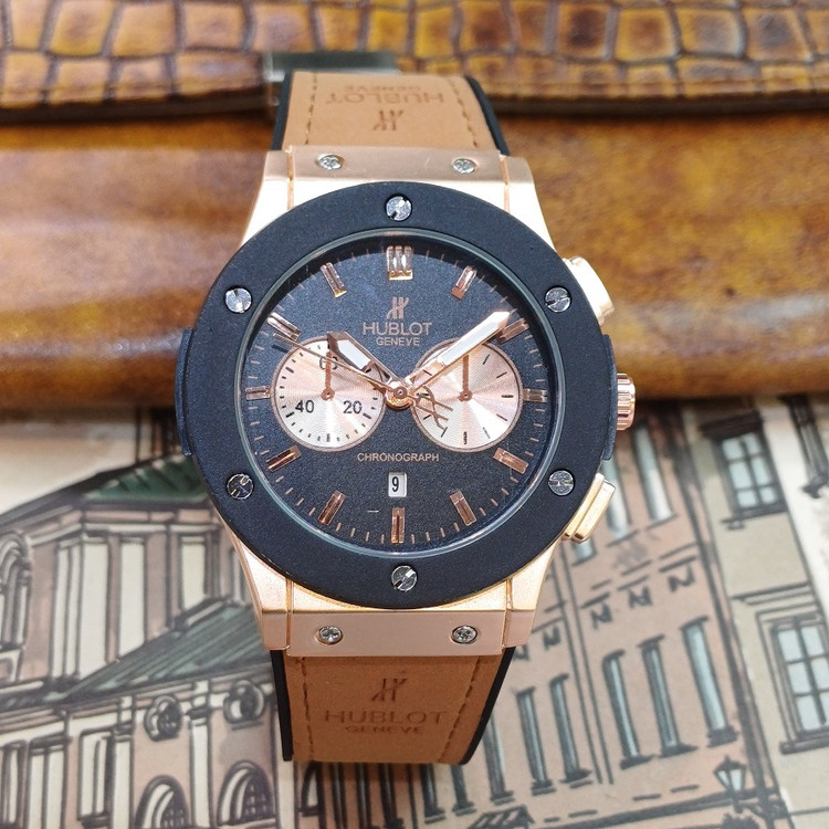 ساعت مچی عقربه ای آنالوگ برند HUBLOT تک موتور تاریخ شمار دار بند چرم قفل فیکسر پروانه ای