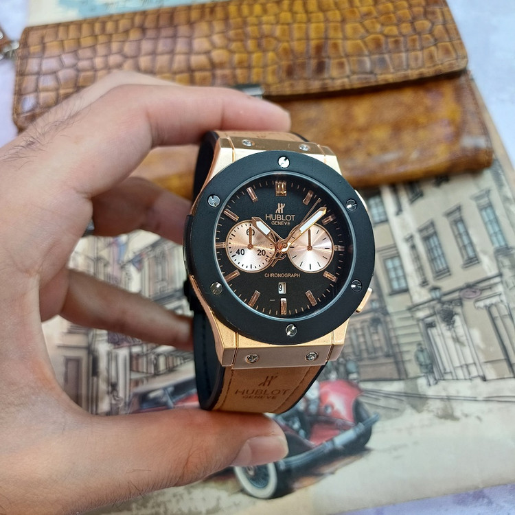 ساعت مچی عقربه ای آنالوگ برند HUBLOT تک موتور تاریخ شمار دار بند چرم قفل فیکسر پروانه ای